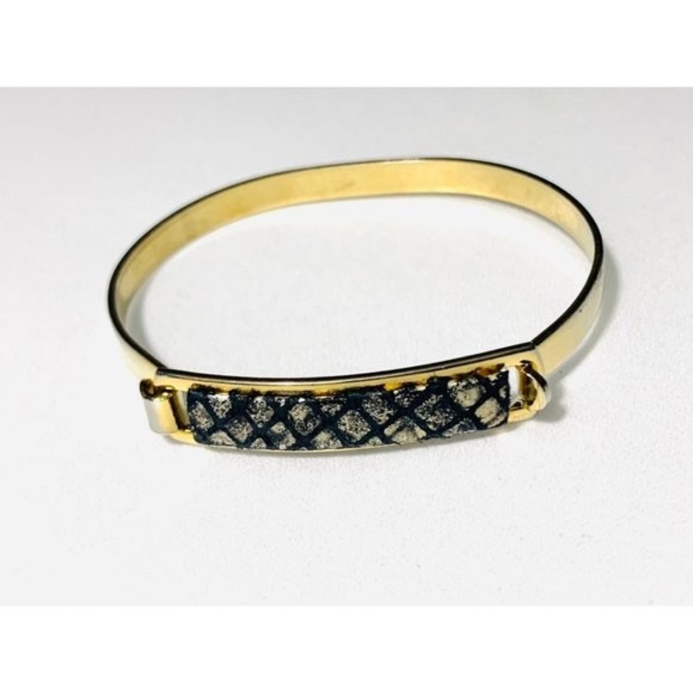 A.V.MAX Leather Cuff Bracelet